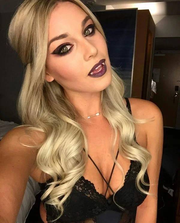 These Are Some Sexy Halloween Costumes!