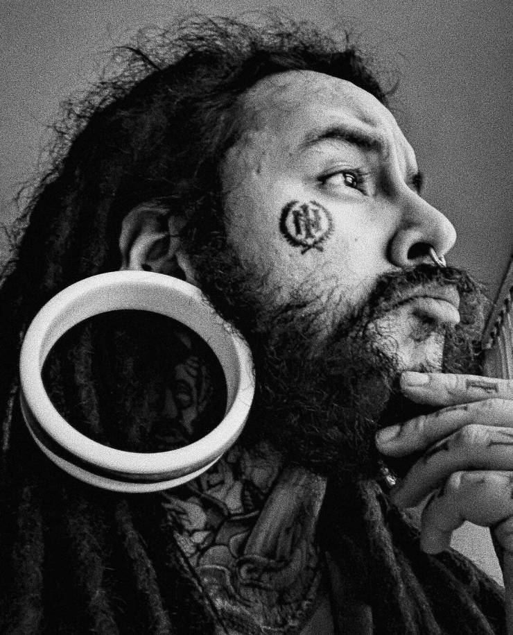 Freaks! Freaks Everywhere!