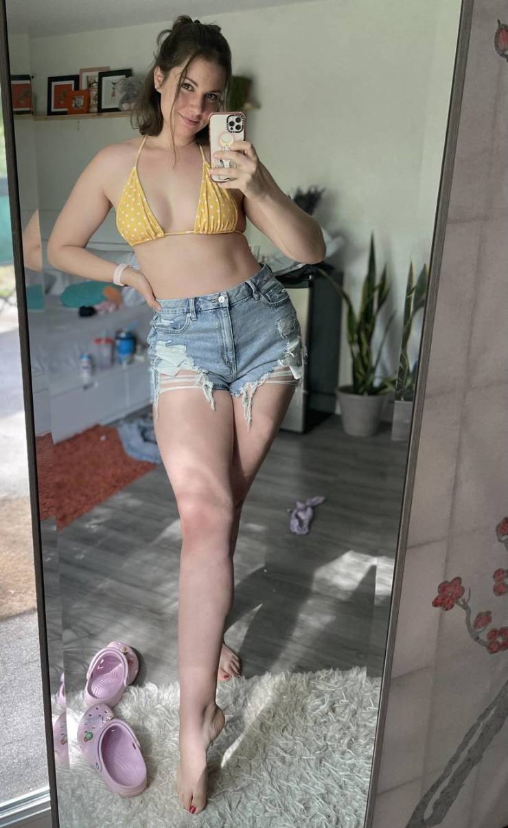 You Can Barely See Those Shorts!