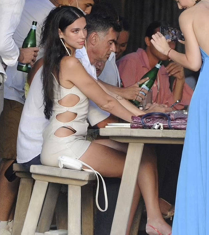 Just Shaming Some Dresses…