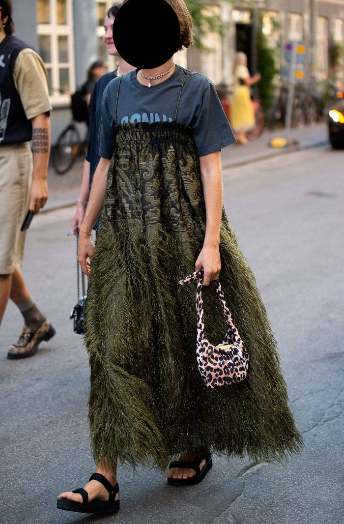 Just Shaming Some Dresses…