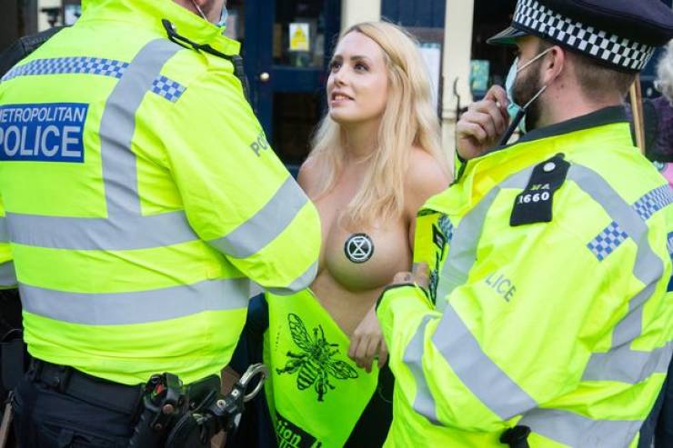 This Is How They Protest In London