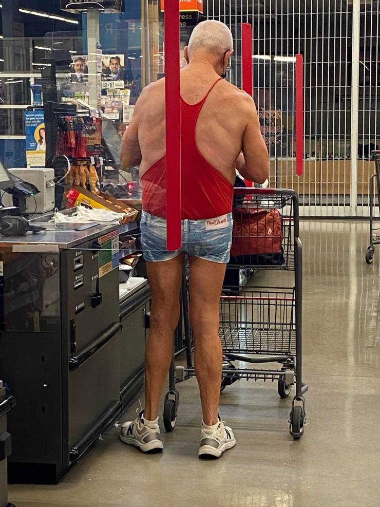 “Walmart” And Its Crazy Customers