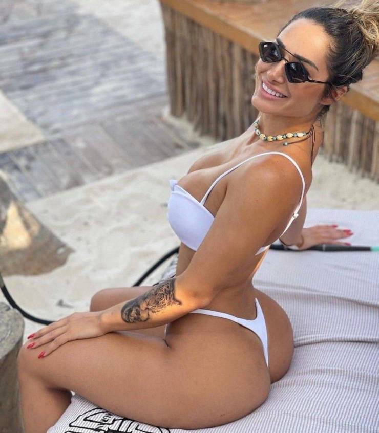 Sexy And Tattooed!