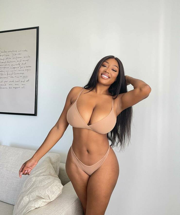 Big Boobs Only!
