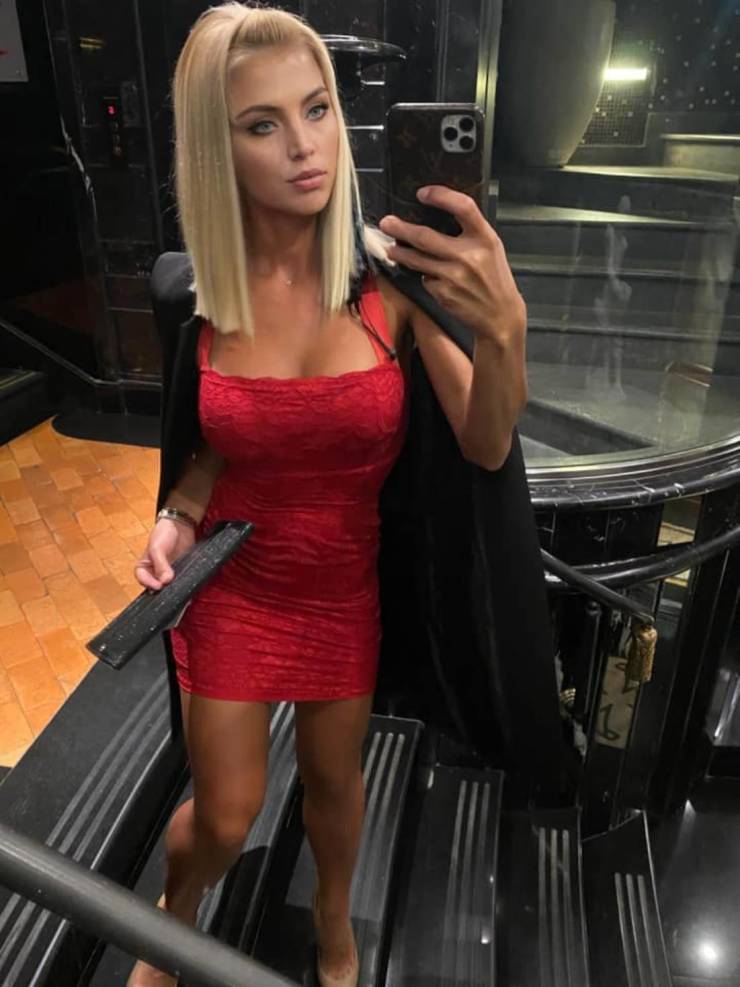 Red Hot Sexy Dresses
