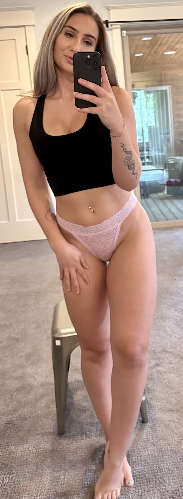 Sexy Girls In Their Sexy Thongs