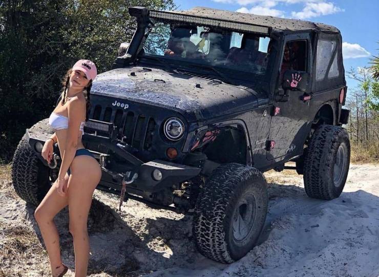 Cute Girls And Brutal Jeeps