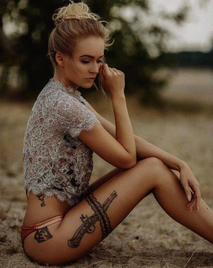 Tattooed Hotness!