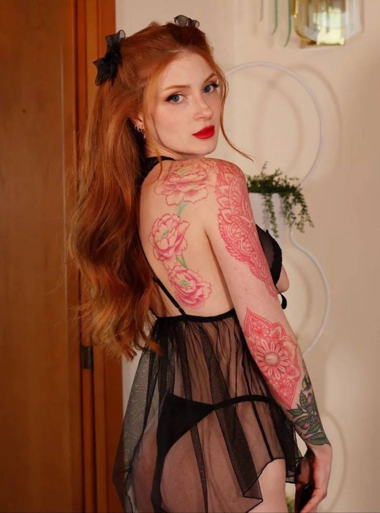 Tattooed Hotness!