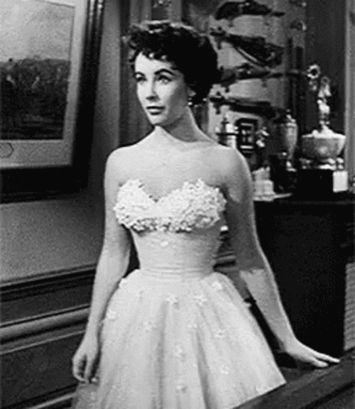 The Unmatched Beauty Of Elizabeth Taylor