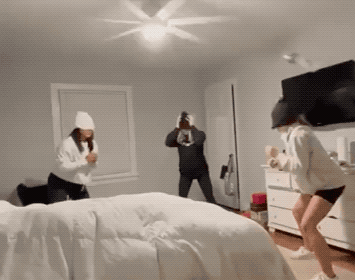 Girls With Skills