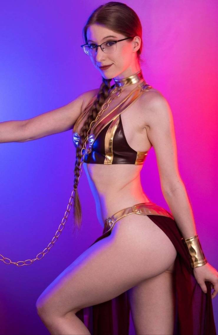 Cosplay? No, Sexy Cosplay!