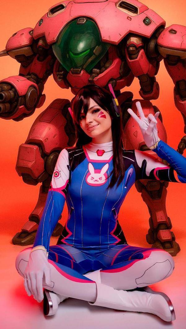 Cosplay? No, Sexy Cosplay!