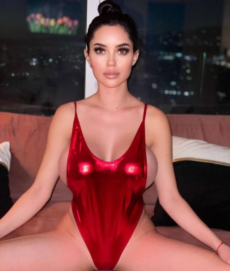 Boobs! Boobs For Everyone!