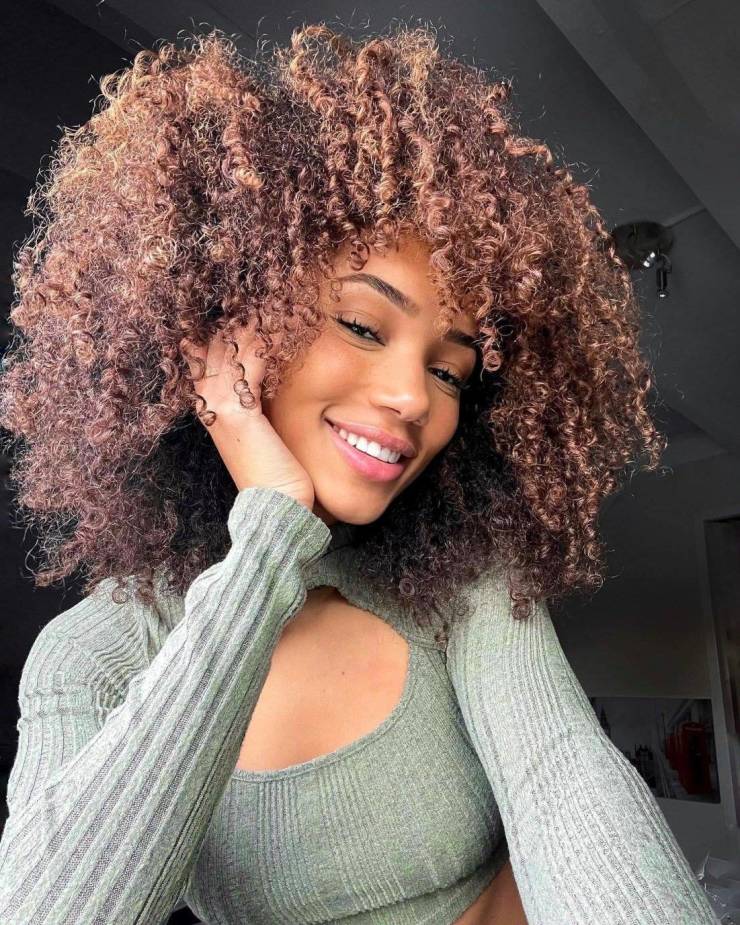 Izigirls Are Waiting For You!