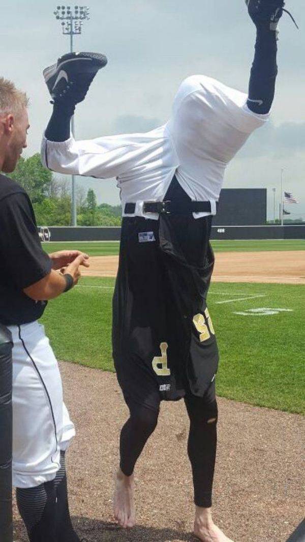 Weird Photos With Zero Context