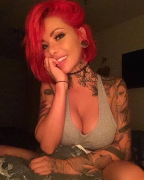 Hot and Hardcore Tattooed Girls