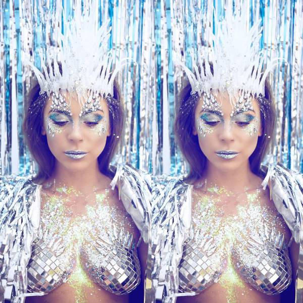 Forget Glitter Booties – Here Come Glitter Boobs!