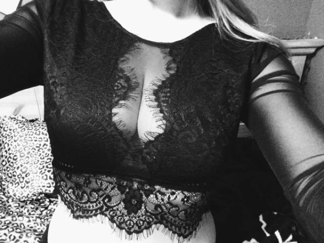 Mesh Clothing Is Simply Mesmerizing