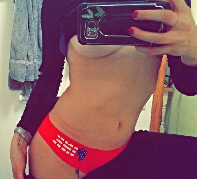 Get Ready For Some Tasty Underboob Pics