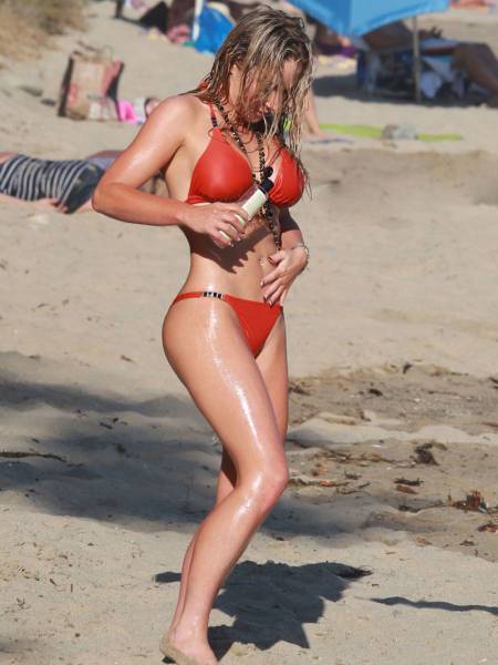 Beautiful Summer Loving Bikini Girls