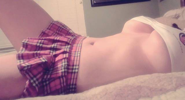 These Underboobs Will Make Your Imagination Go Wild