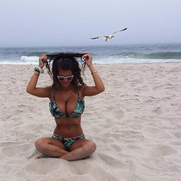 Beautiful Summer Loving Bikini Girls