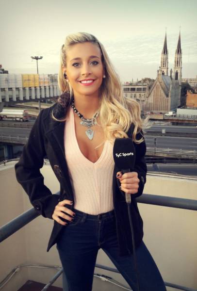 $100,000 For A Butt – Argentina’s “Sexiest Weather Girl” Has That Insured
