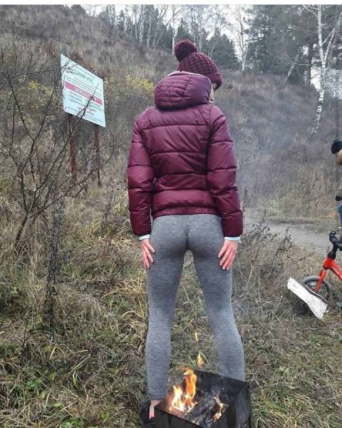 Yeah, Move Those Yoga Pants!