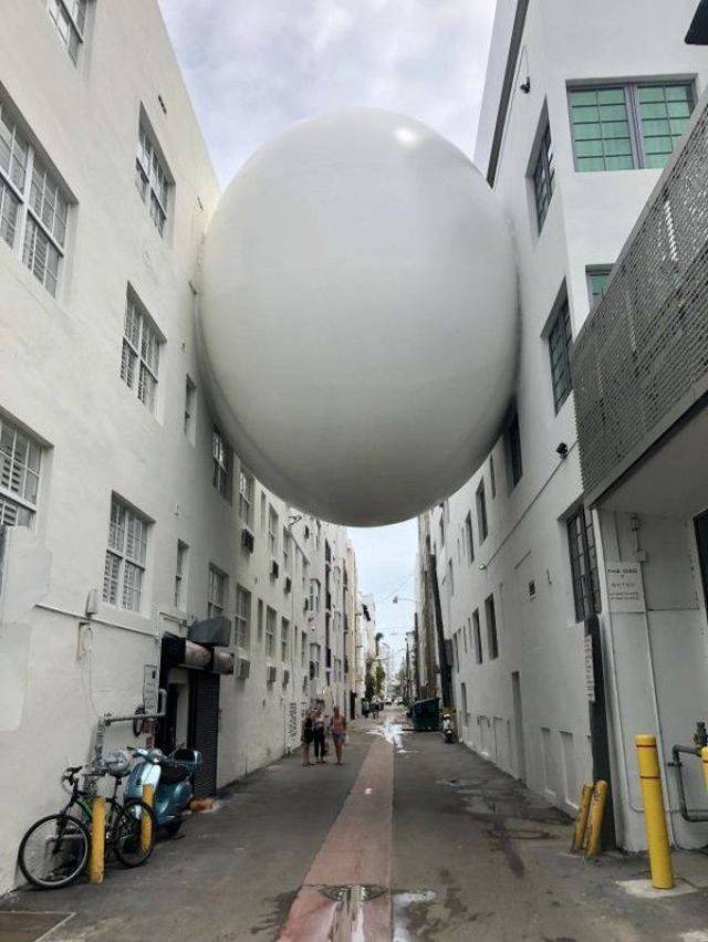 Hard-to-explain WTF Photos