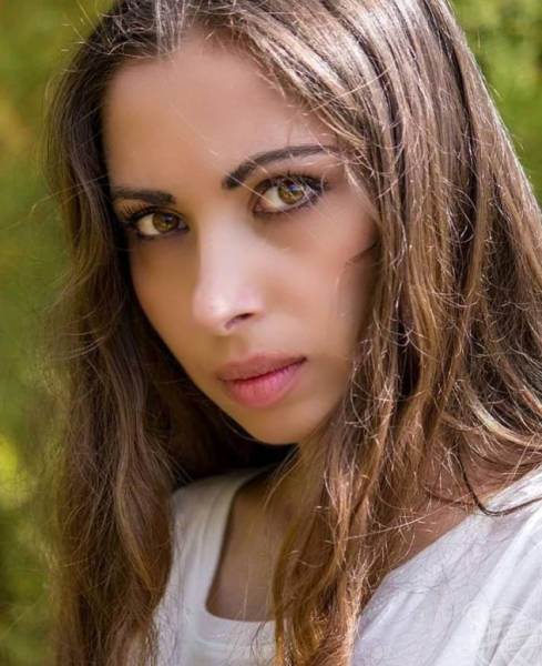Erotic Actress Says She Is Receiving Death Threats Because Of Her Gorgeous Body