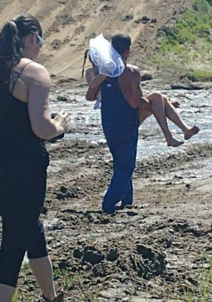 Now This Is A Memorable Wedding!