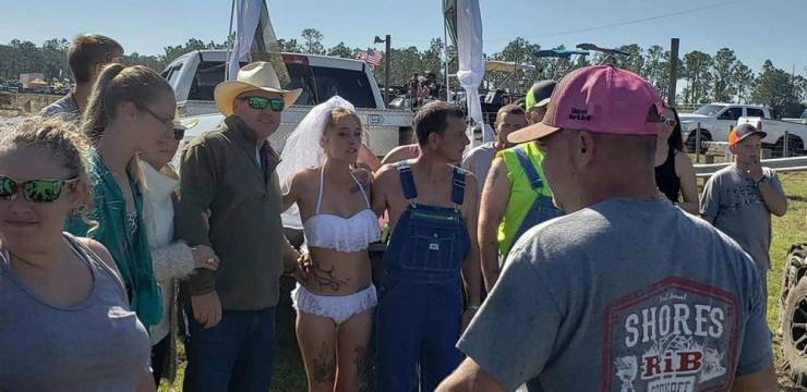 Now This Is A Memorable Wedding!