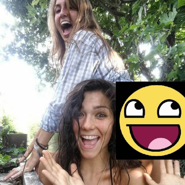 Butt Lovers Gather Around