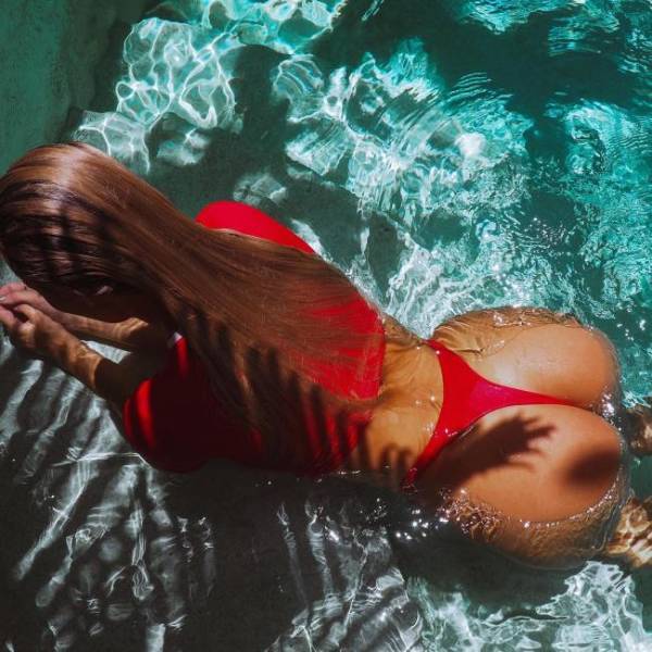 Wet Girls Are The Pinnacle Of Summer