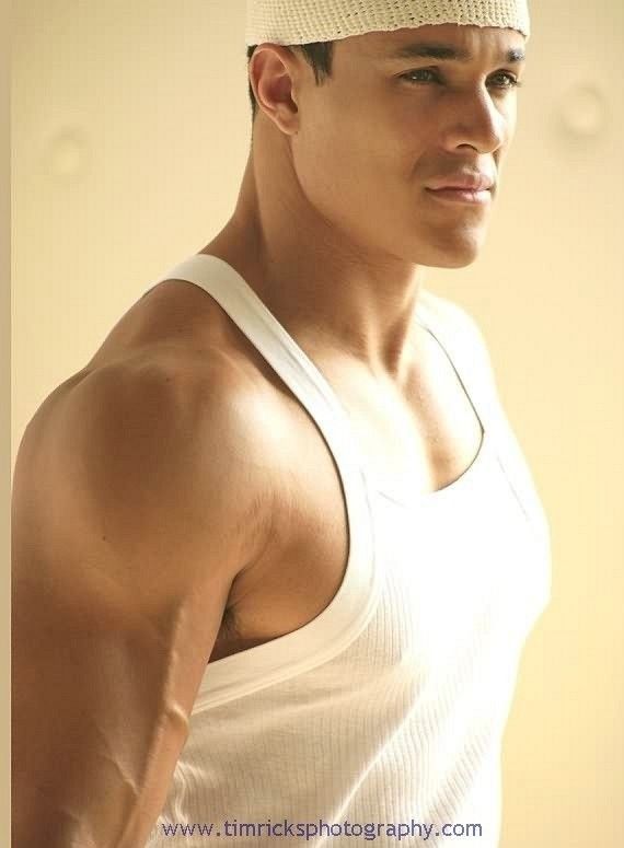 Special women: Hot men for St. Valentine’s Day (57 pics)