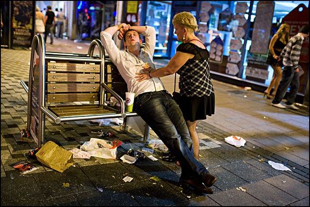 Nightlife in United Kingdom (40 pics)