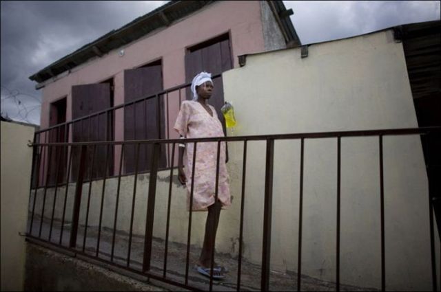 Giving birth in Haiti (15 pics)