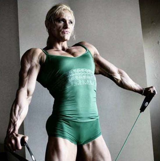 Blonde with green eyes (24 photos)