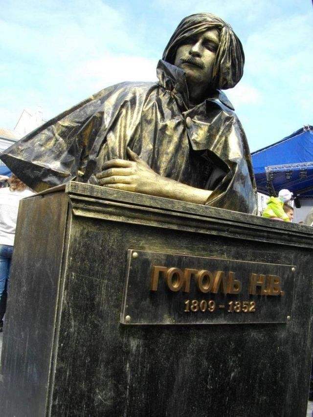 Living Statues Championship (30 pics)