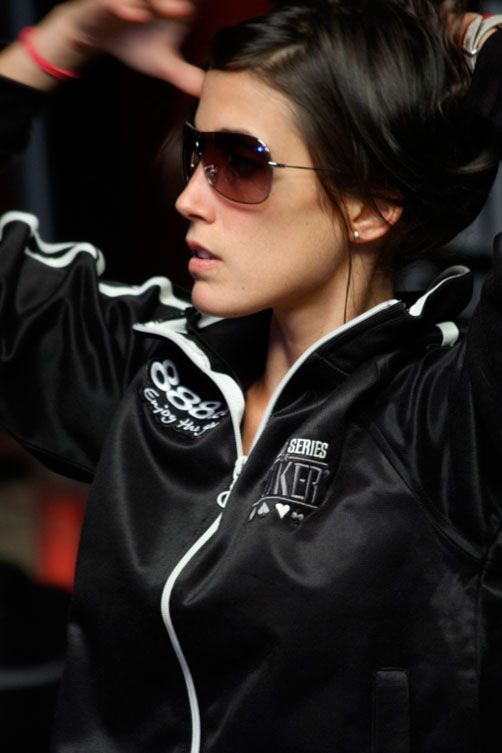 Girls of the World Series of Poker (27 pics)