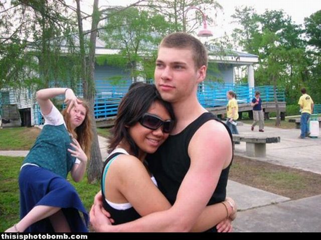 How to spoil a photo. Part 3 (32 pics)