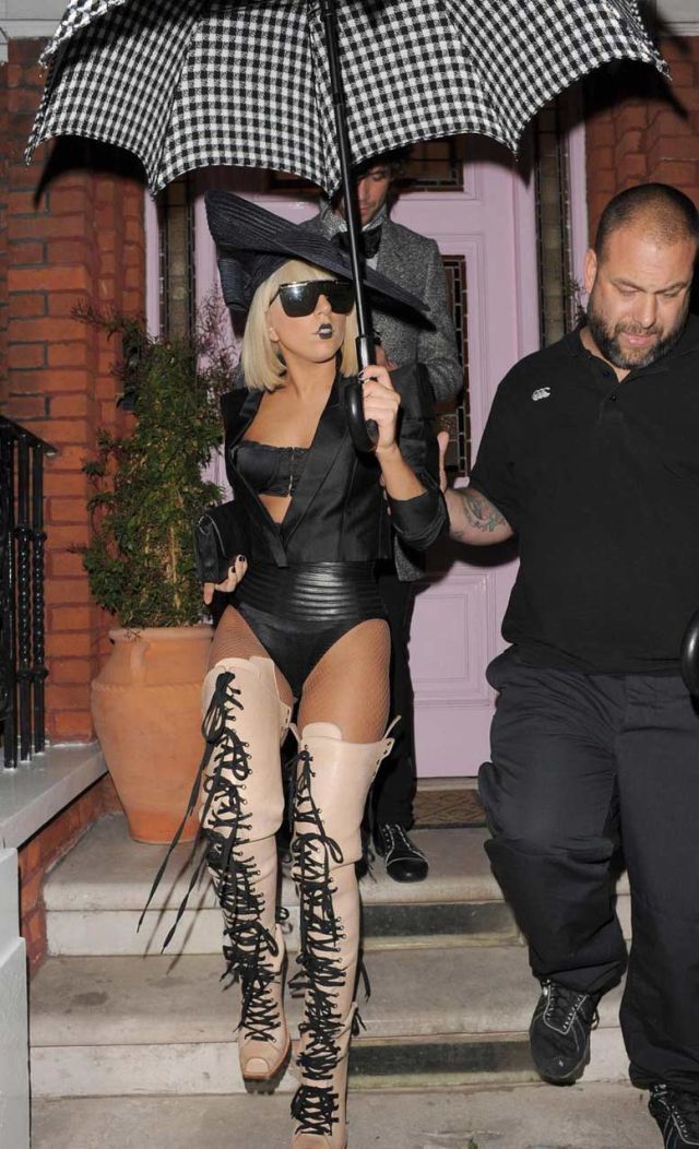 Lady Gaga vs Roisin Murphy (39 pics)