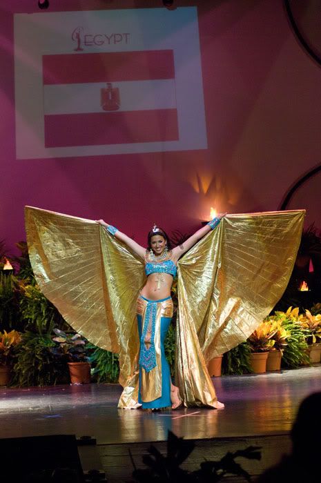 National costumes at Miss Universe 2009 (50 pics)