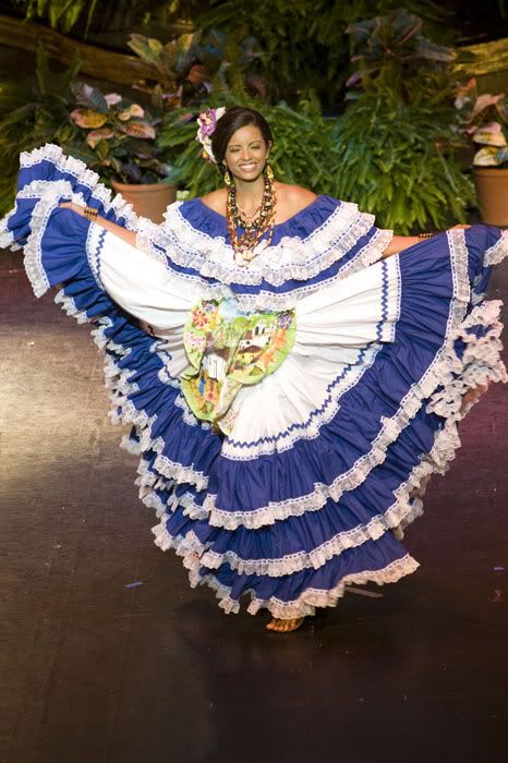 National costumes at Miss Universe 2009 (50 pics)