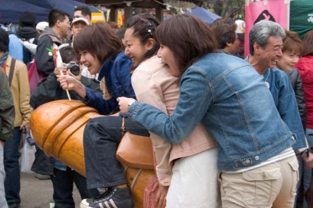 Only in Asia (145 pics)