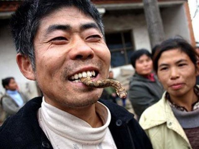 Only in Asia (145 pics)