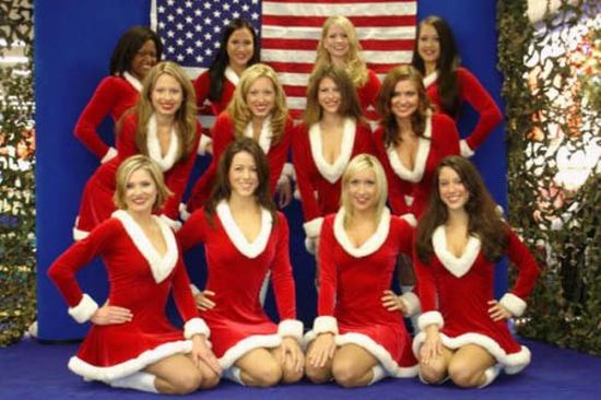 Compilation of Hot Cheerleaders (32 pics)