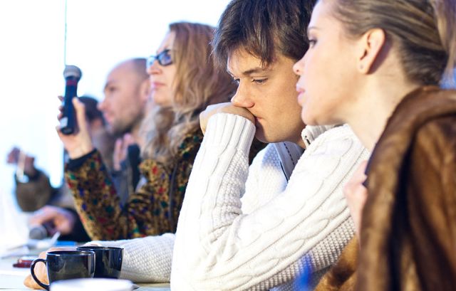 Casting Call (38 pics)